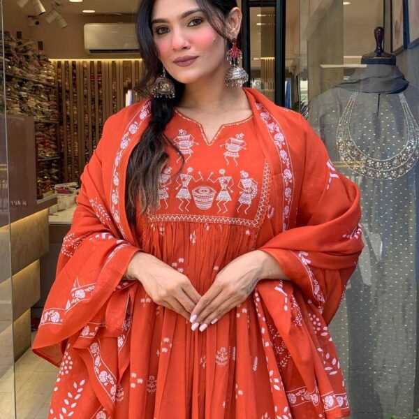 Women's Contton Floral Embroidered Round Neck Regular Kurti Pant Dupatta Set