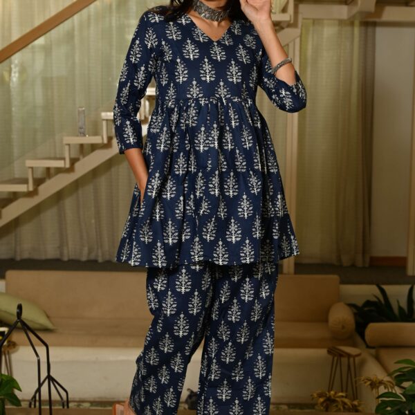 Navy Blue Floral Print Cotton Co-ord Set for Women ? Peplum Kurta & Straight Pants