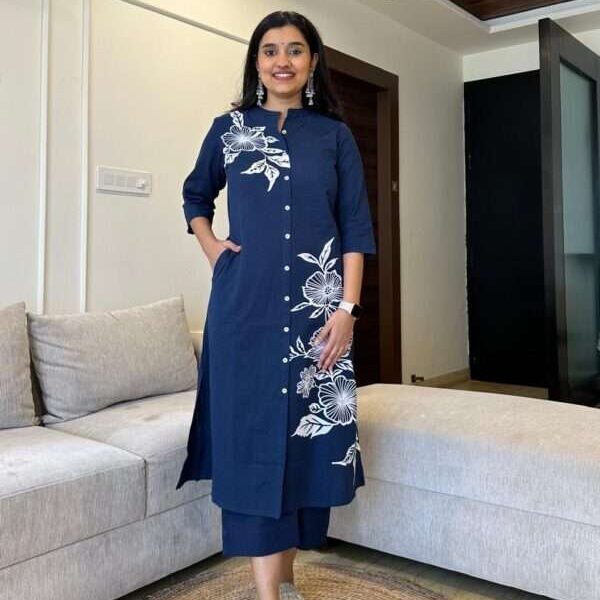 Women's Cotton Floral Printed Straight Kurti With Pant Set