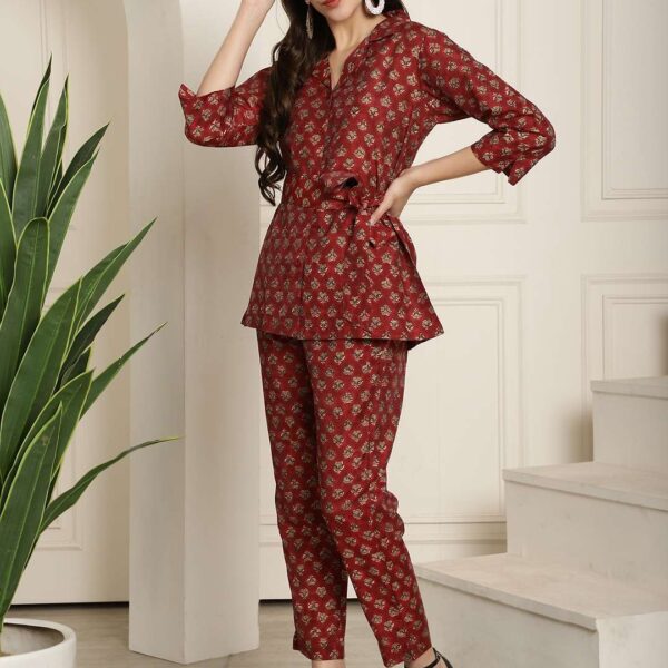 Women's Pure Cotton Printed Collared Top and Pant Co-ord Set (Maroon)