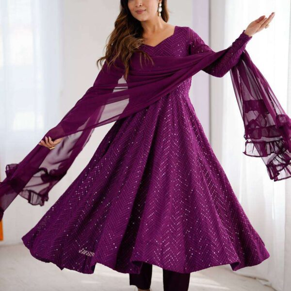 Womens Pure Romansilk Chanderi Embroidered Anarkali Kurti With Dupatta & Pant Set