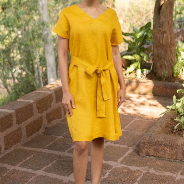 Women's Cotton Sweet Shift Tunic Short Dress half Sleeves V Neck Causal Mini Dress with Pockets ( Yellow )