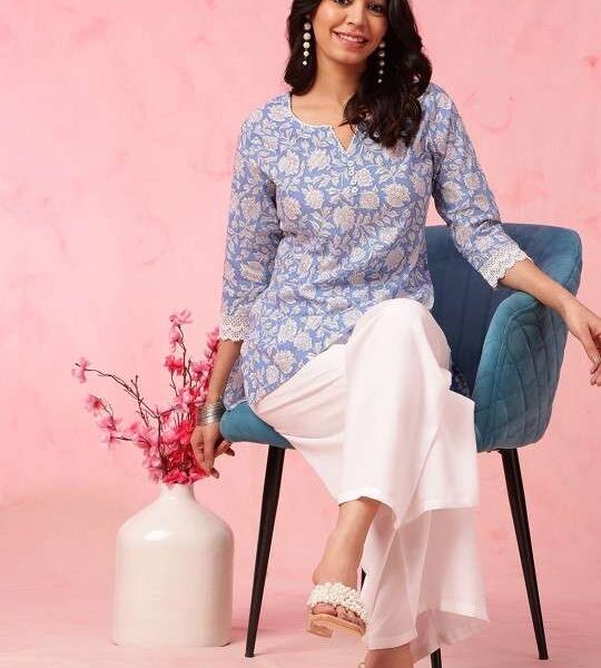 Women's Rayon Floral Printed Straight Short Kurti Set