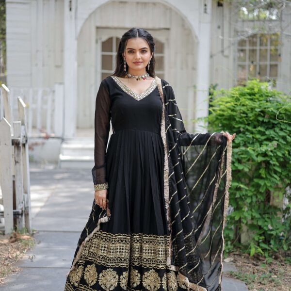 Black Faux Blooming Designer Gown with Sequined Dupatta & Lace Border ? Premium Ready-to-Wear Set