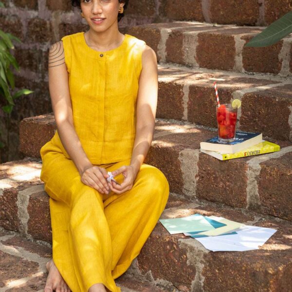 Women's Cotton Solid V Neck Sleeveless 2 Piece Outfit Loose Tank Top and Wide Leg Palazzo Pants Sets cord set ( Golden )