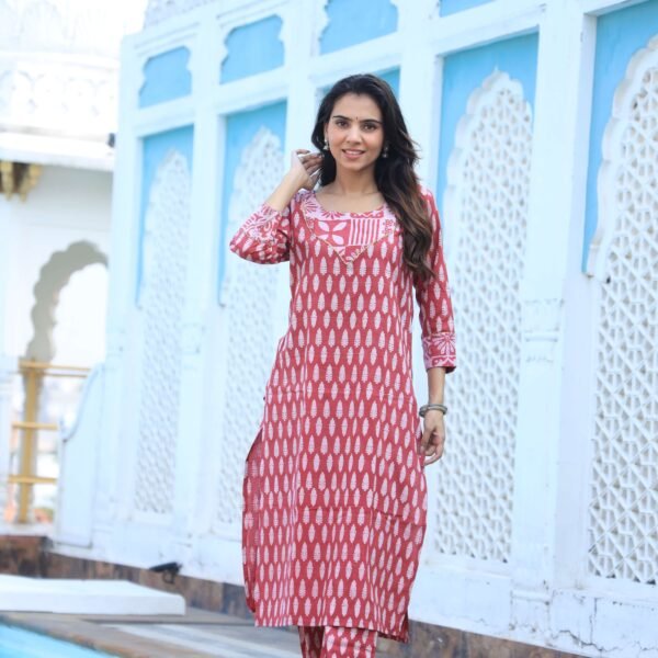 Women?s Red Cotton Printed Kurta Set with Pants ? Stylish Ethnic Daily Wear