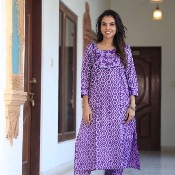 Women?s Purple Cotton Kurta Set with Pants