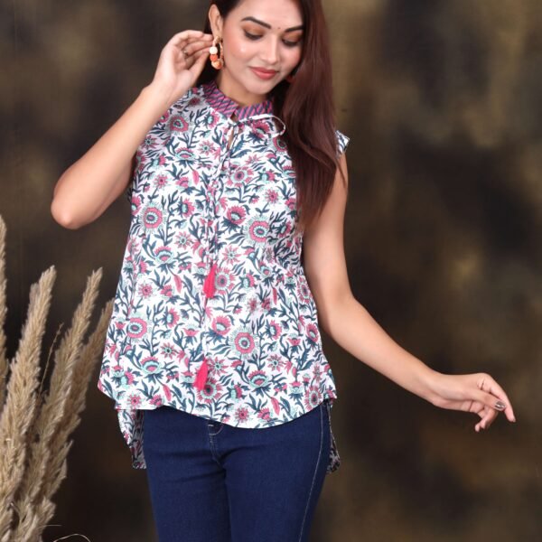 White Floral Printed Sleeveless Cotton Top for Women ? Elegant Summer Casual Wear