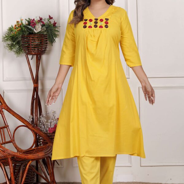 Women's Cotton Embroidered Anarkali Kurti With Pant (Yellow)
