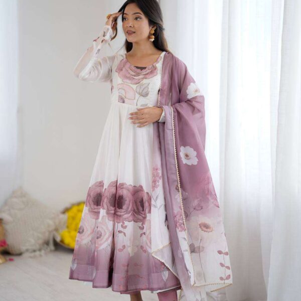 Womens Pure Romansilk Chanderi Floral Printed Anarkali Kurti With Dupatta & Pant Set